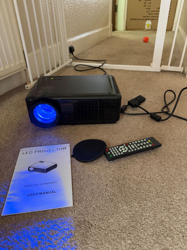 LED Projector 