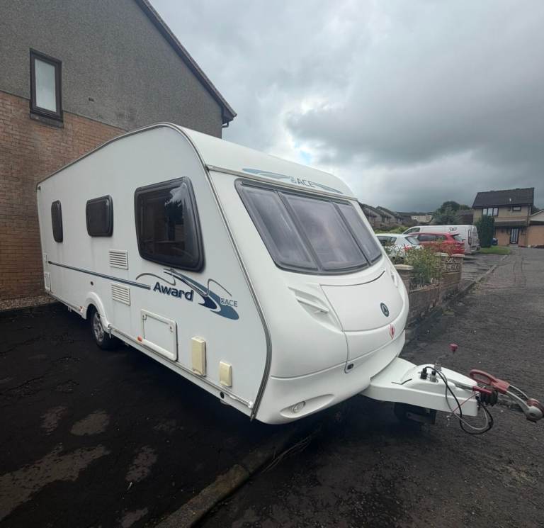 2008 ACE AWARD FIRESTAR 4 Berth fixed bed