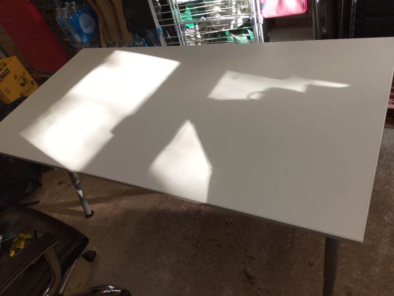 Large desk / table 