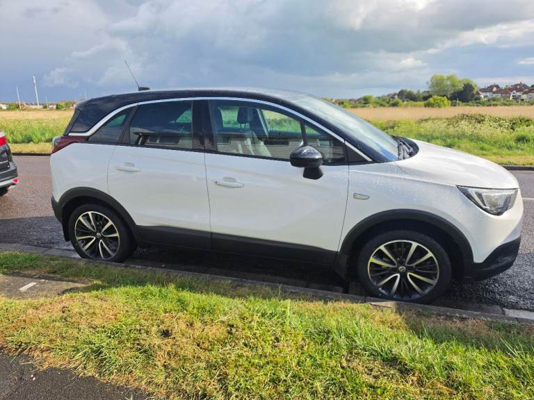 Vauxhall, CROSSLAND X, Hatchback, 2019, Manual, 1199 (cc), 5 doors