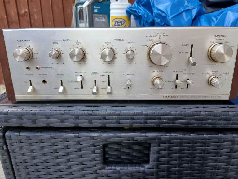 Pioneer SA-9100 Stereo Amplifier - Classic Vintage Amp