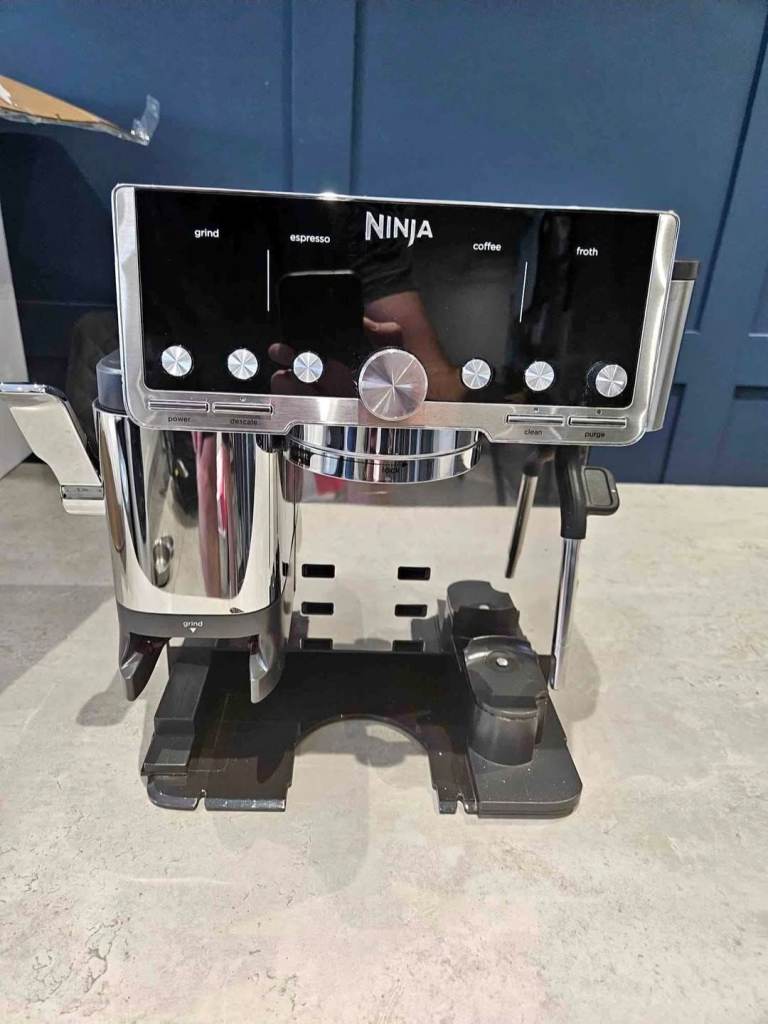 Ninja Luxe Cafe Espresso Machine – Parts or Repair (Water Leak) - Base Unit Only