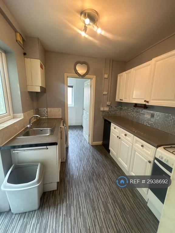 4 bedroom house in Rotherfield, Enfield, EN3 (4 bed) (#2938692)