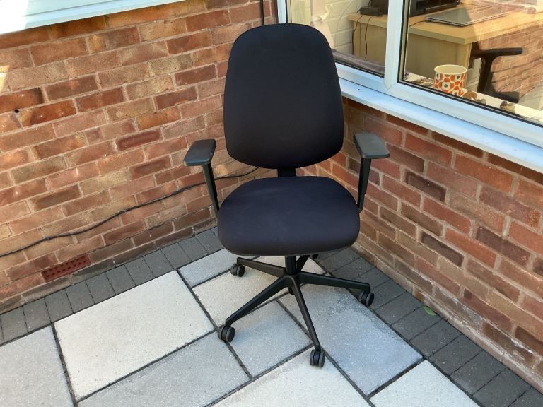  Computer Chair 