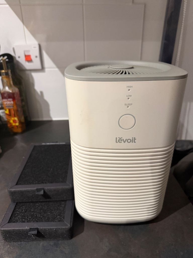 LEVOIT Air purifier Dual HEPA filters 