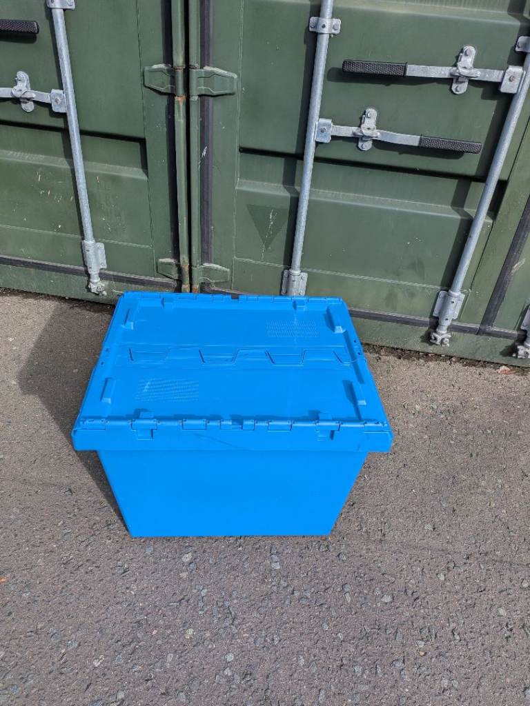 Extra large, heavy-duty- lockable storage boxes w/ integrated lids