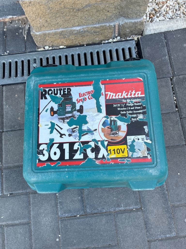 Mikita router 110v