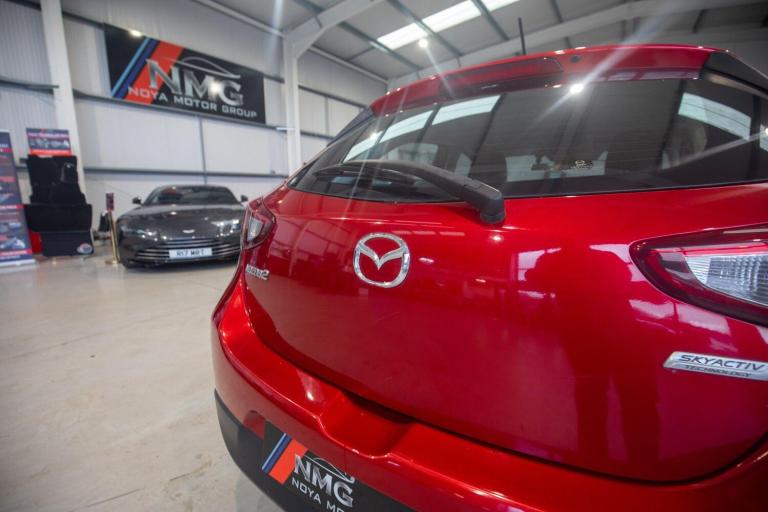 2015 Mazda Mazda2 1.5 75 SE 5dr HATCHBACK PETROL Manual