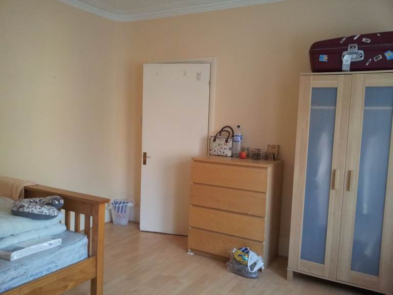 Double Room To Rent Wembley Central (Zone 4)
