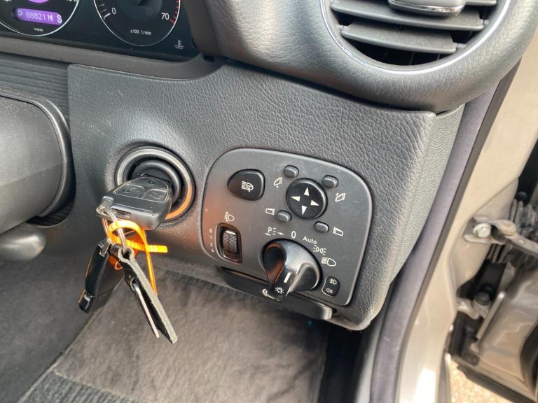 2003 Mercedes-Benz CLK 240 Avantgarde 2dr [2.6] Auto COUPE Petrol Automatic