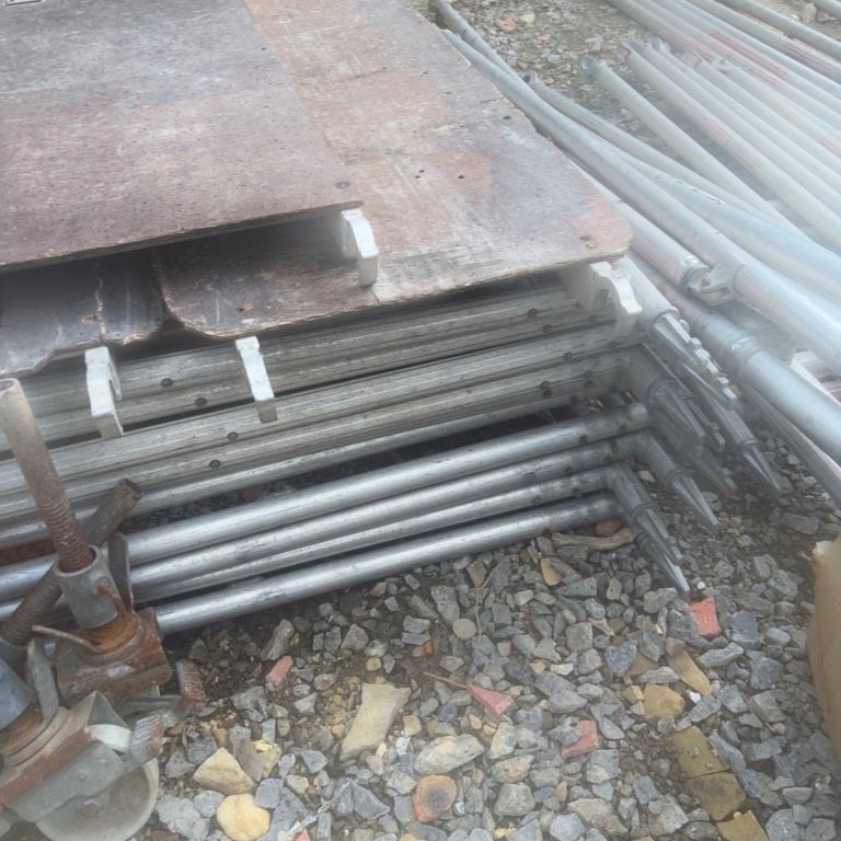 Kwik stage /kwik tower type scaffolding 