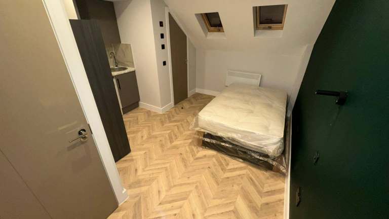 BENEFITS ACCEPTED - Studio Flat Available in Edmonton Ponders End Enfield N9