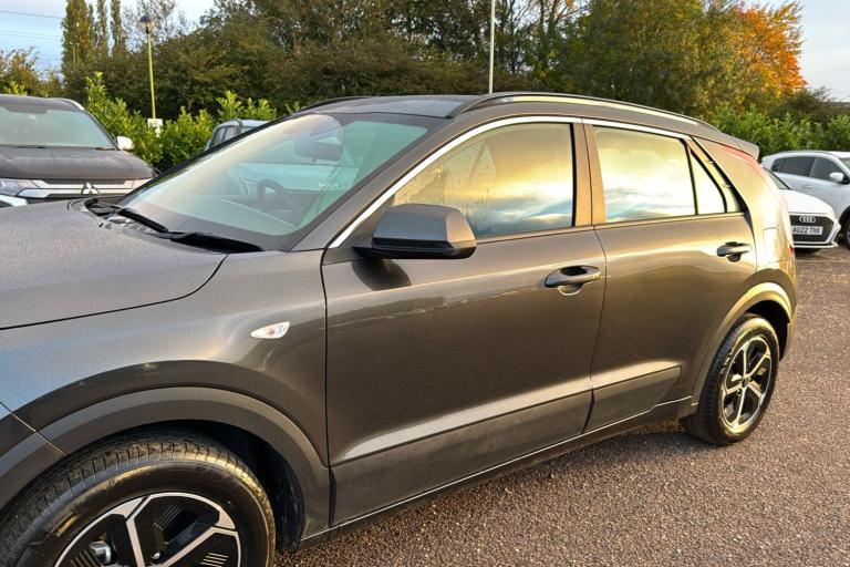  Kia Niro Hybrid 1.6h Gdi 2 Suv 5dr Petrol Hybrid Dct Euro 6 s/s 127 Bhp