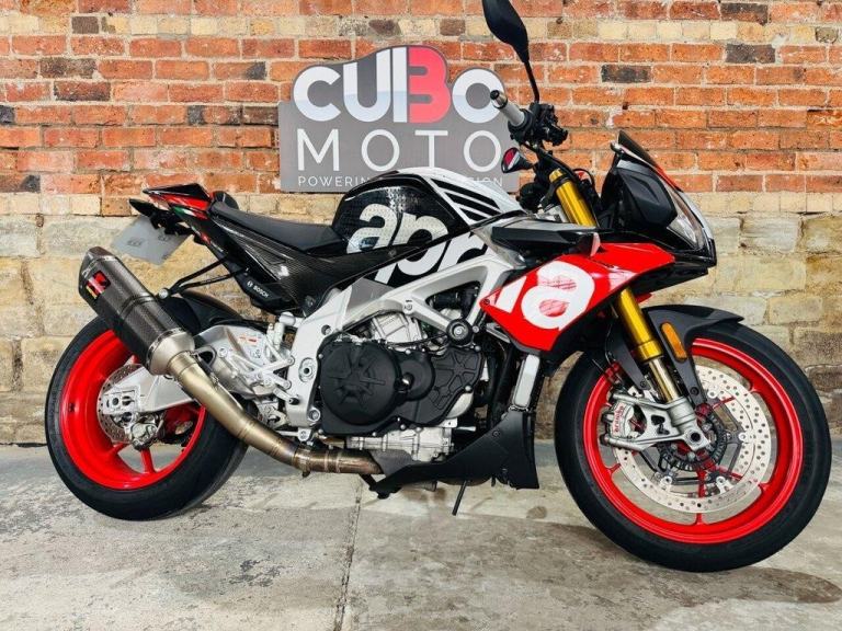 APRILIA TUONO 1100 V4 FACTORY 2018 18