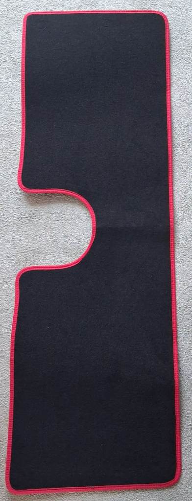 TOYOTA YARIS REAR CAR MAT 