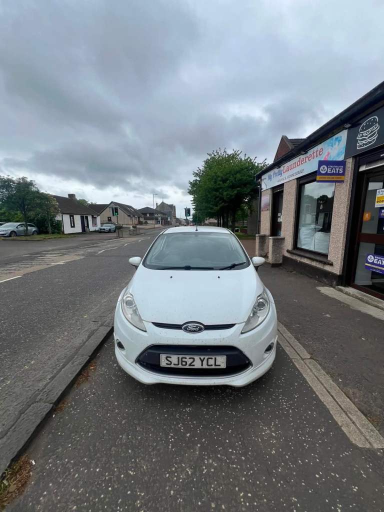 Ford, FIESTA, Hatchback, 2012, Manual, 1596 (cc), 3 doors