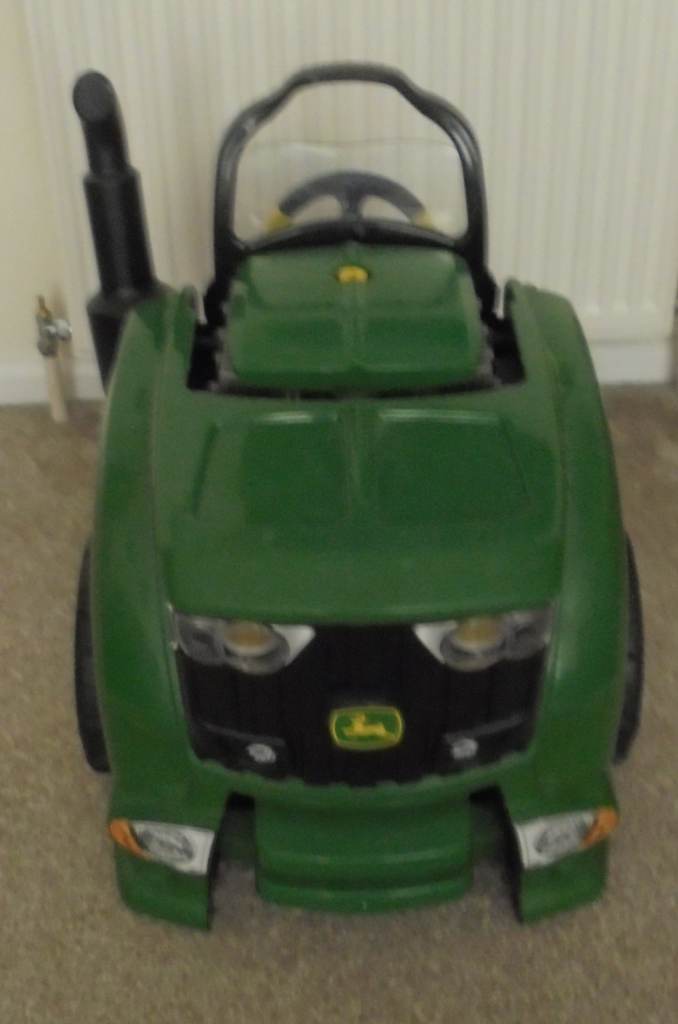 John Deere Tractor Engine Toy