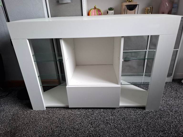 Corner Unit