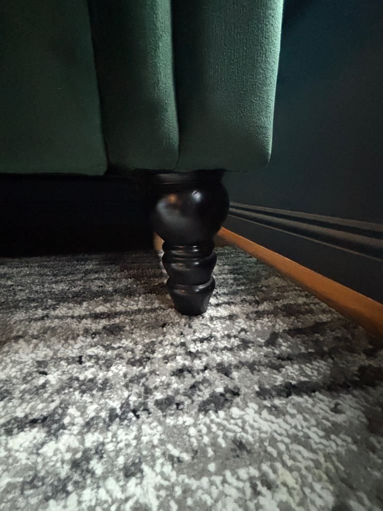 Green 3-Seater Velvety Sofa – Three Seat “Rainsburg”