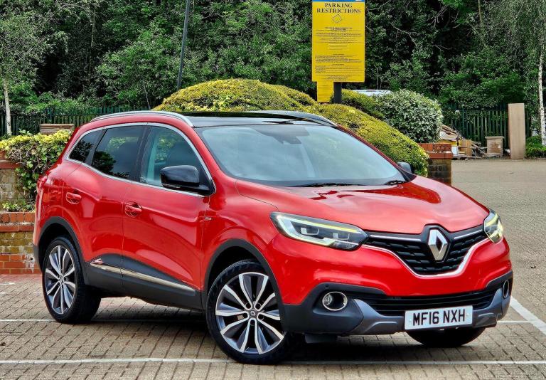 2016 Renault Kadjar 1.5 dCi Signature Nav SUV 5dr Diesel Manual Euro 6 (s/s) (110 ps) HATCHBACK D...