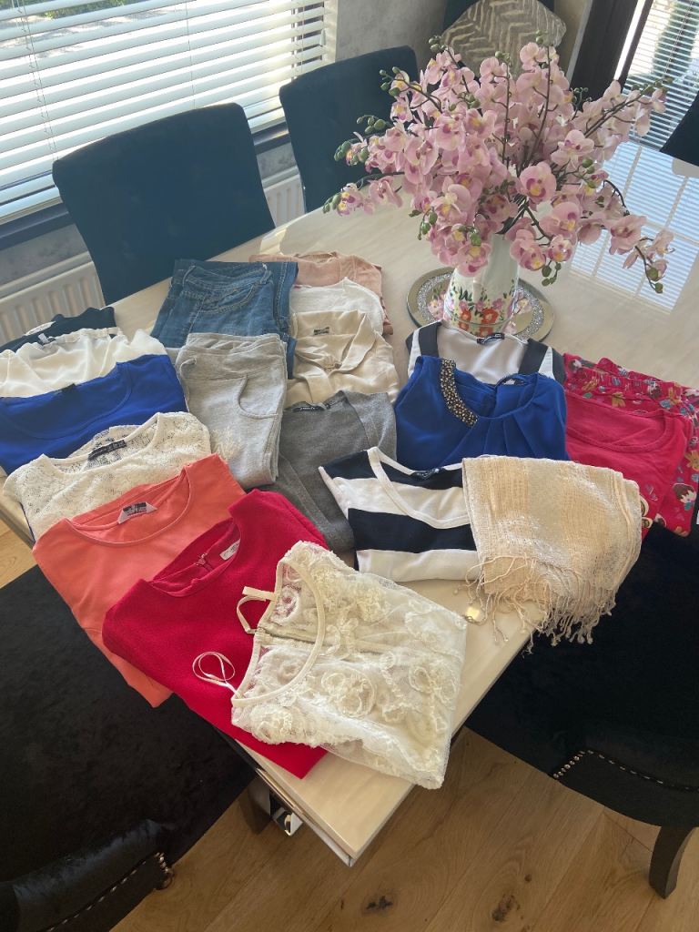 Ladies Clothes Bundle - (9 Pieces Left……….Description For Details) 