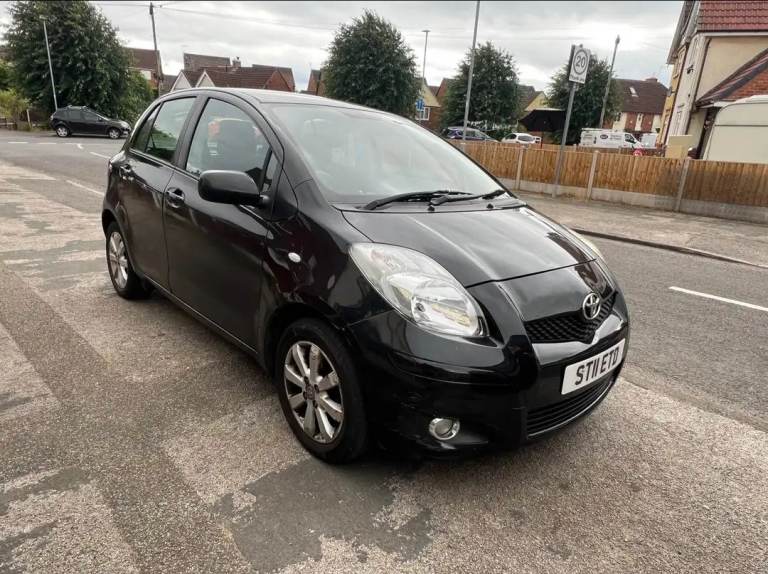 Toyota, YARIS, Hatchback, 2011, Manual, 998 (cc), 5 doors