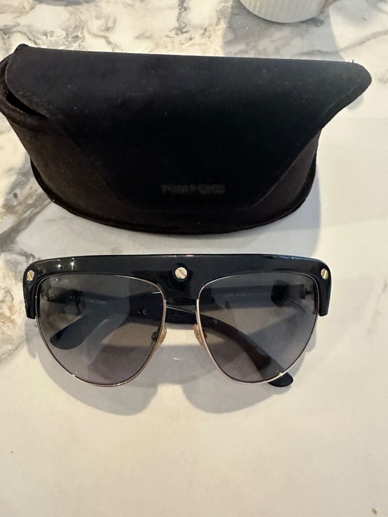 Tom Ford Liane TF318 Sunglasses – Black, Excellent Condition