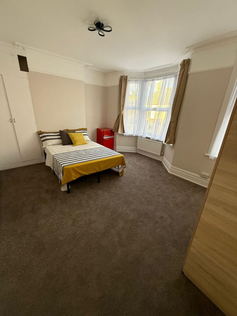 💫Bright Double Rooms Available – Bruce Grove, N17📍 Available Now✨