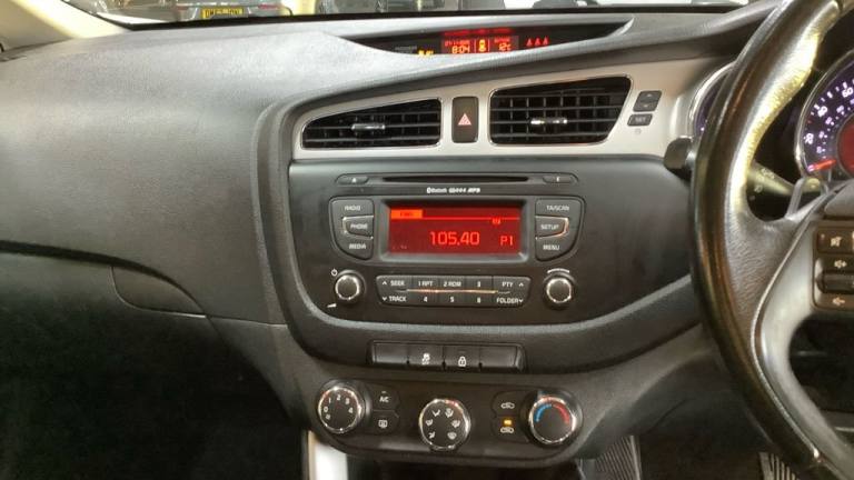 2015 Kia Ceed 1.6 CRDi 2 5dr Auto ESTATE DIESEL Automatic