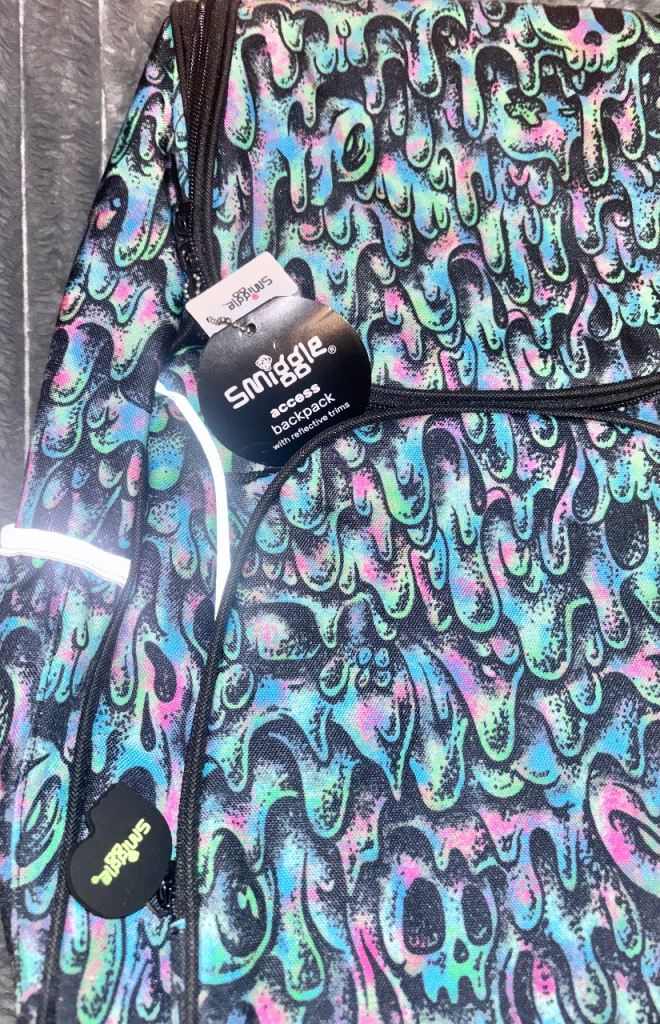 🆕🚨 New Smiggle Backpack-original tags 🚨🆕
