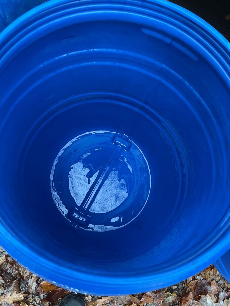 120 litre screw top barrel