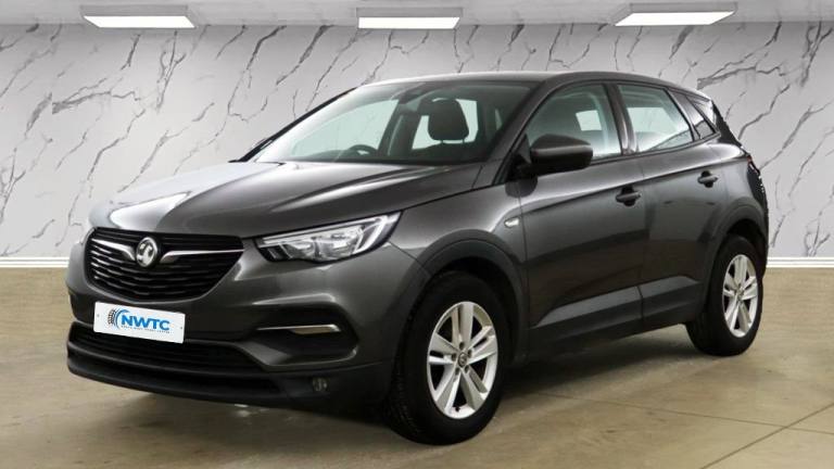 2019 Vauxhall Grandland X 1.2 Turbo GPF SE SUV 5dr Petrol Manual Euro 6 (s/s) (130 ps) HATCHBACK ...