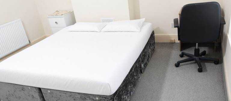 ✨ Furnished Double Private Room – Longsight M13 (Available 3rd  October 2026)