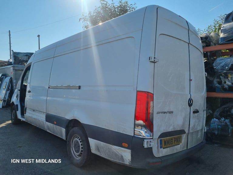 Mercedes-Benz Sprinter W907 Breaking !!!