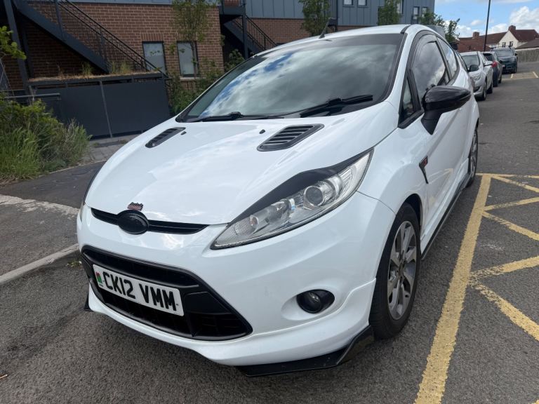 Ford, FIESTA, Hatchback, 2012, Manual, 1560 (cc), 3 doors