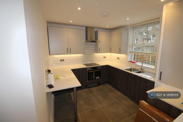 5 bedroom house in Brockley Grove, London, SE4 (5 bed) (#2898501)