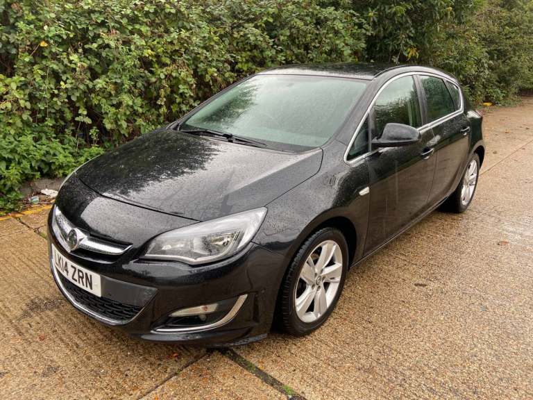 2014 Vauxhall Astra 1.6i 16V SRi 5dr Auto Black 61k Miles Years MOT Warranty Automatic HATCHBACK ...