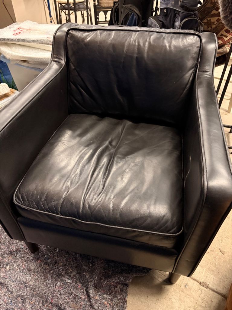 Real leather black arm chair 