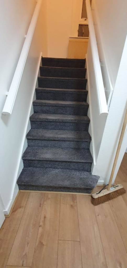 3 bedroom end terrece house