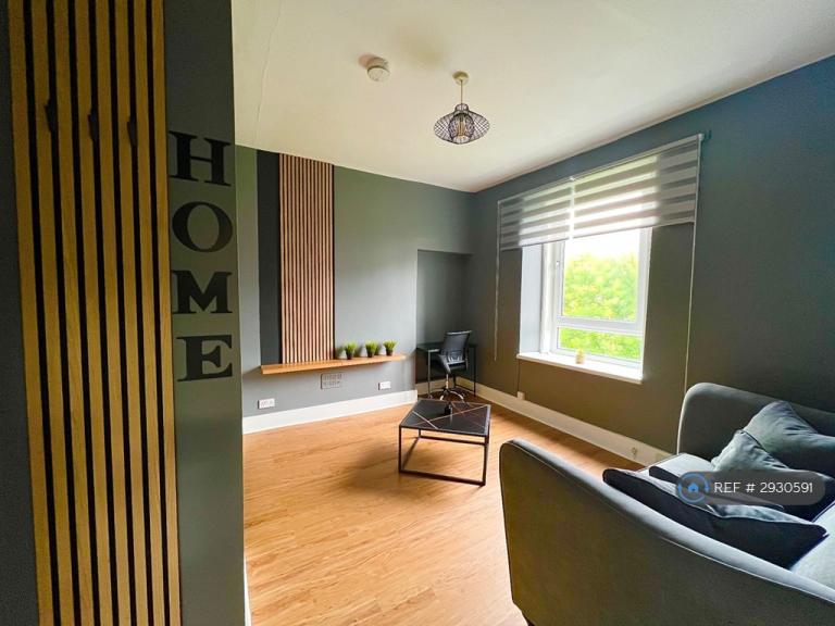 1 bedroom flat in Ashvale Place, Aberdeen, AB10 (1 bed) (#2930591)