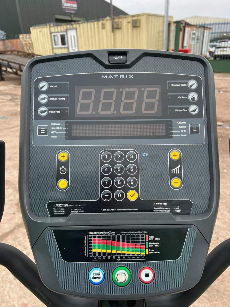 Matrix Fitness U5x Upright Commercial Exericise Bike  Price £699 Delivery £50