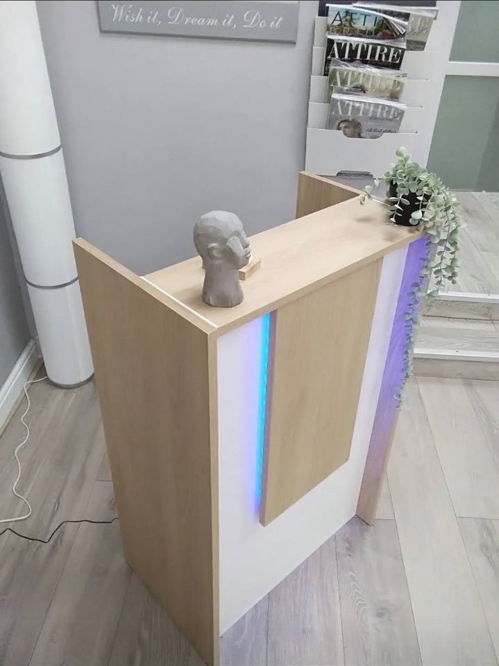 Salon reception desk 