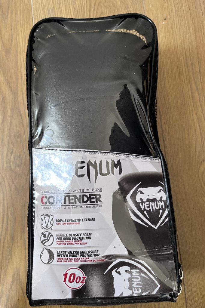 Venum boxing gloves 10oz NEW (UNOPENED)