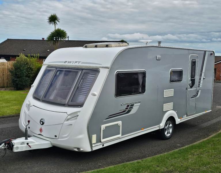 2008 Swift Conqueror Caravan 4/5 Birth
