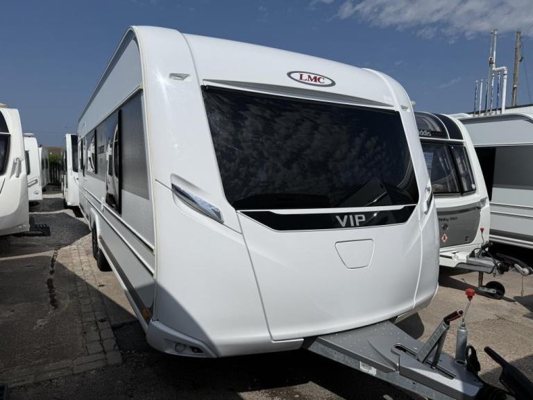 2021 LMC EXQUISITR 695 VIP 5 Berth fixed island bed