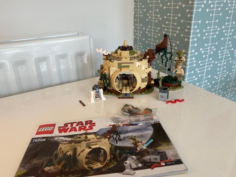 Retired LEGO STAR WARS Yoda's Hut #75208 Set - Built But Complete With Instructions