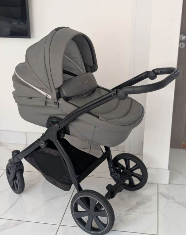 Noordi Modern Grey Baby Pushchair Pram – As Good As New