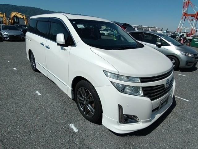 Nissan Elgrand e52 3.5cc auto 7 leather seater japanese import 2013
