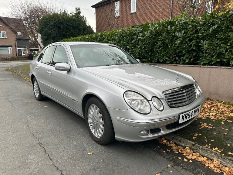 Very clean Mercedes E240 Elegance saloon
