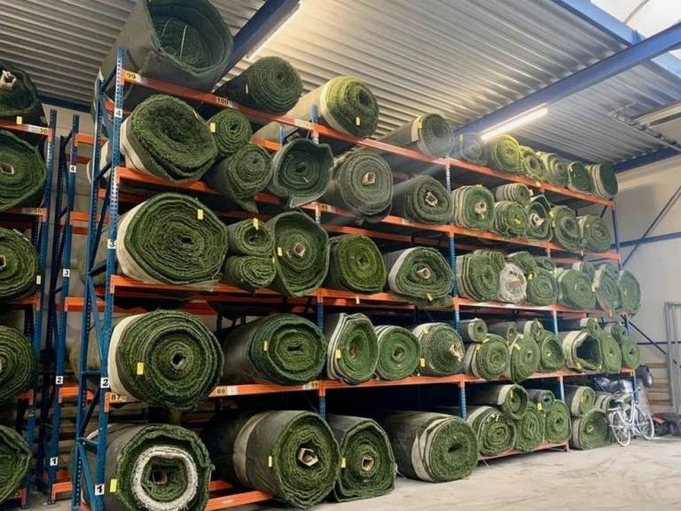 £8/m² | Finish for Clean Any Garden | Budget 30mm Artificial lawn